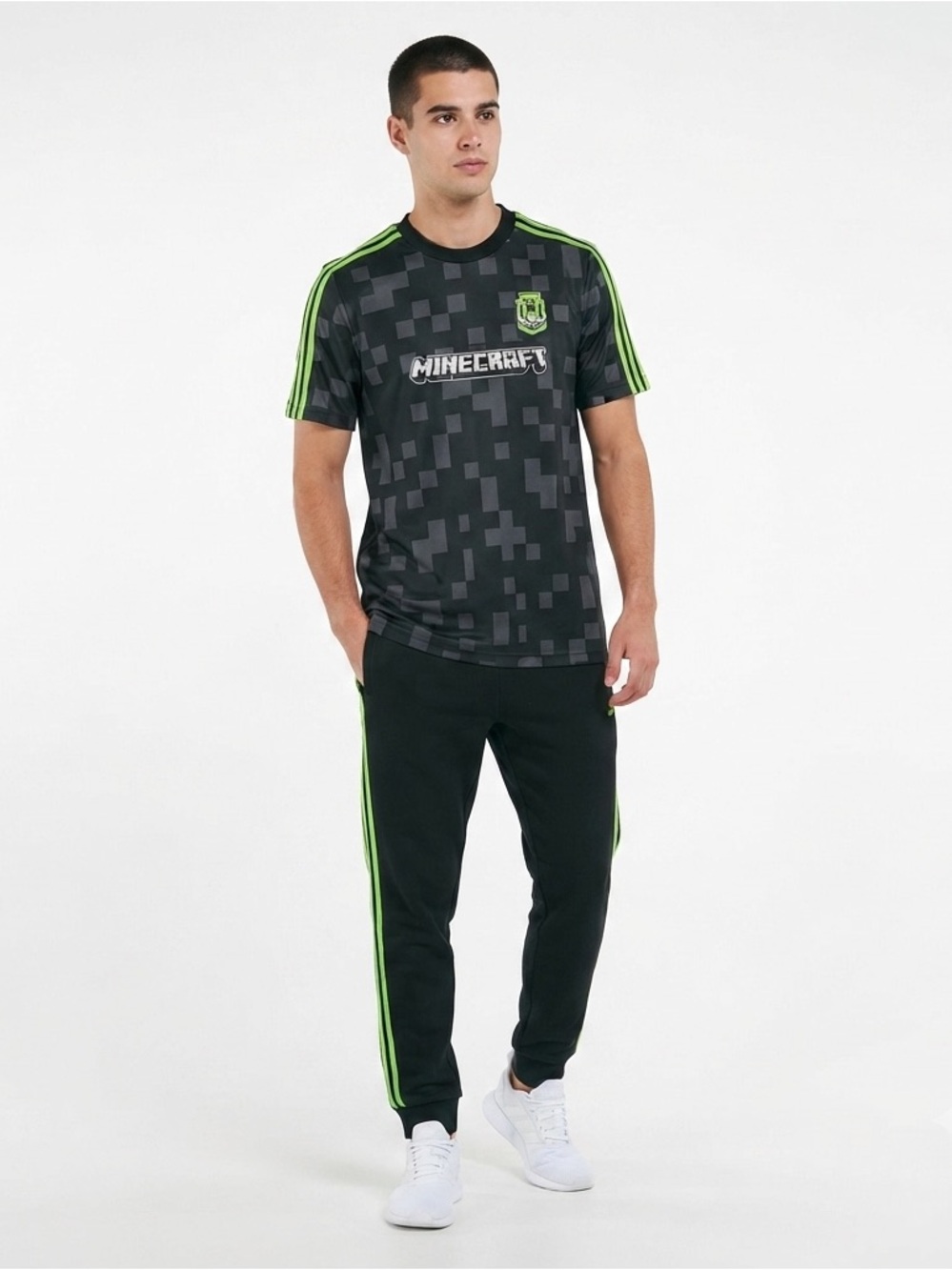 RARE Adidas x Minecraft Gamer Tracksuit Set - Size XL Junior (Fits like Adult M)